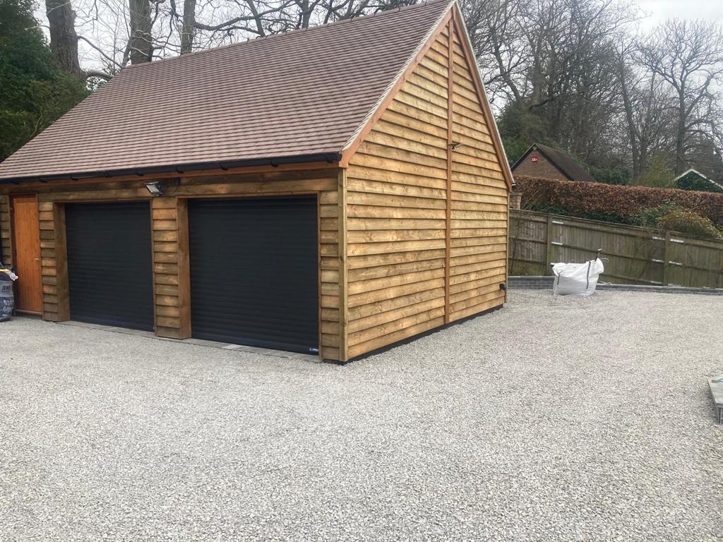 log cabin, wooden house, wood framed building